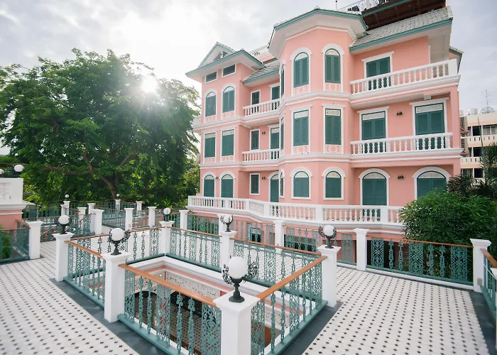 Hiranyakul House Riverside Banguecoque