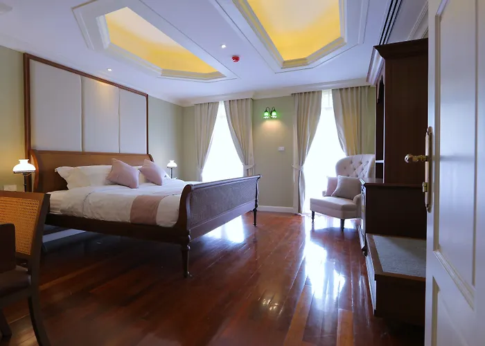 Hiranyakul House Riverside 4* Banguecoque