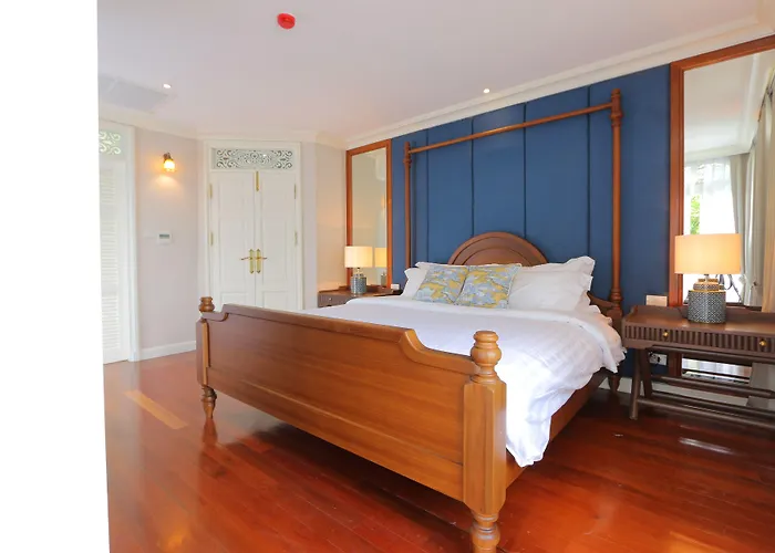 Hiranyakul House Riverside Hotel 4*