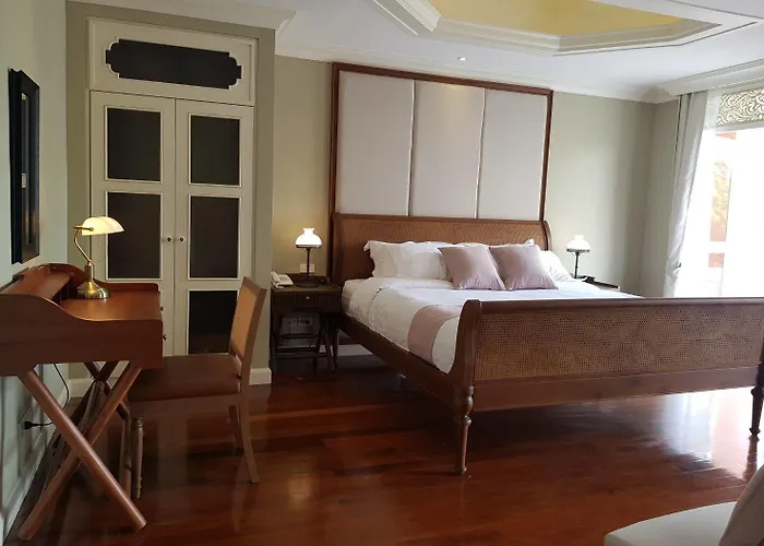 Hiranyakul House Riverside Hotel 4*