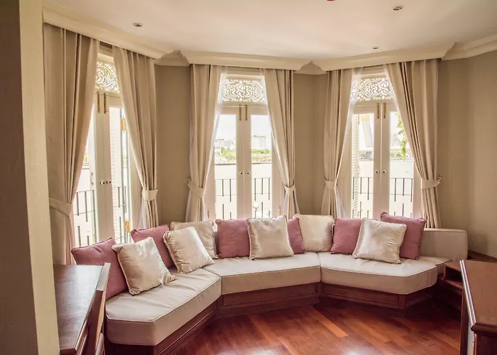 Hiranyakul House Riverside 4*