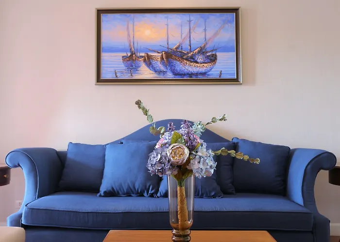 Hiranyakul House Riverside Hotel 4*