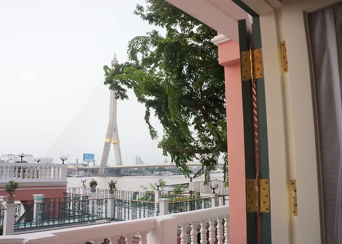 Hiranyakul House Riverside Hotel 4*